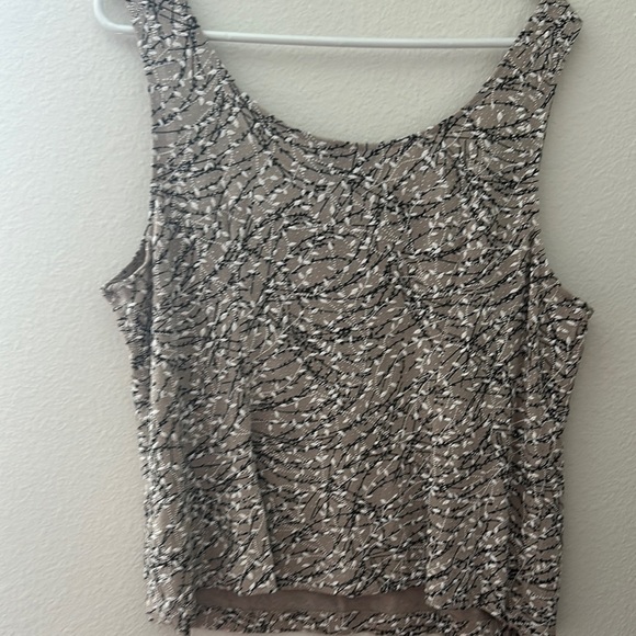 Alex Evenings Gray and White Sequin Sleeveless Tank Top - Picture 3 of 3